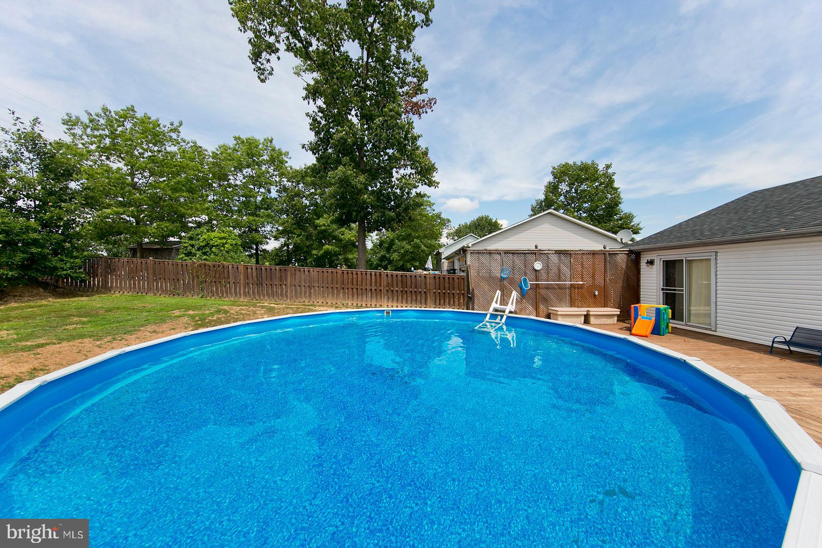 134 Woodrow Road Winchester, VA 22602 - Photo 9 of 49 Above ground pool/deck