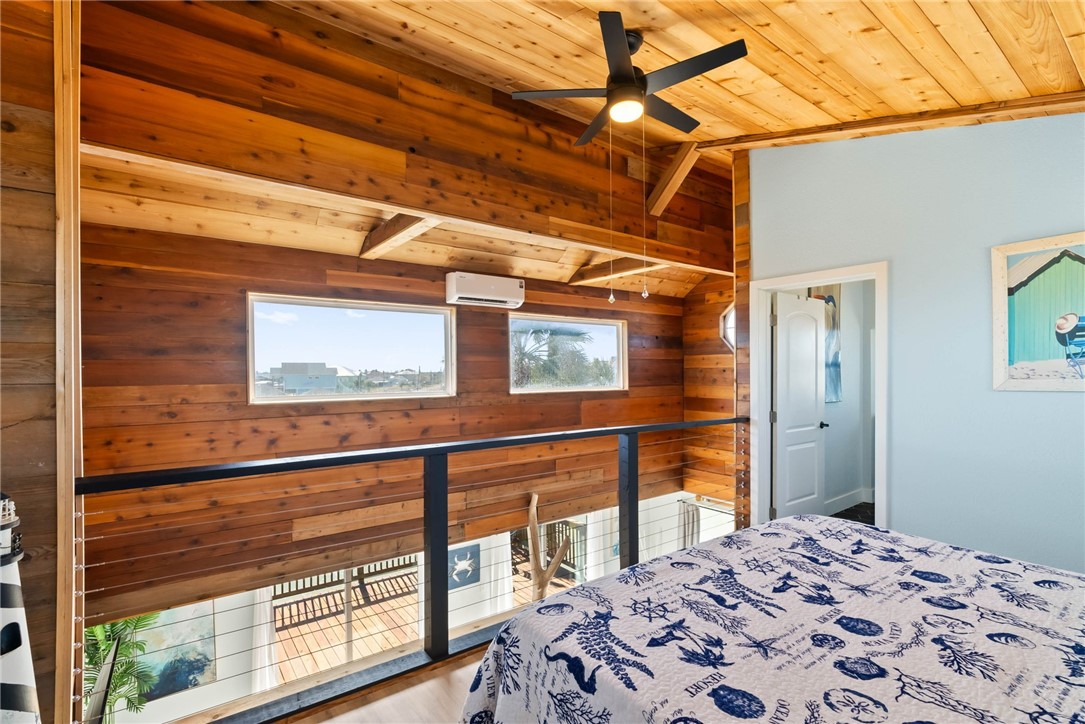 121 Redhead Rockport, TX 78382 - Photo 16 of 34