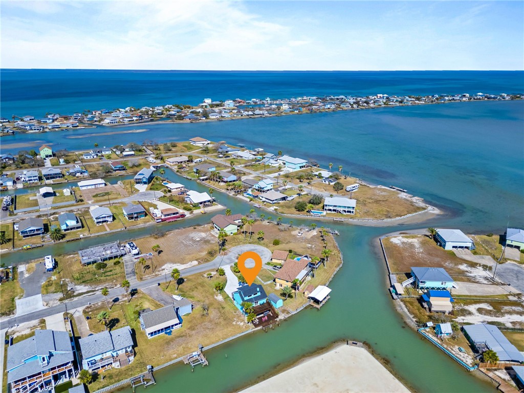 121 Redhead Rockport, TX 78382 - Photo 3 of 34