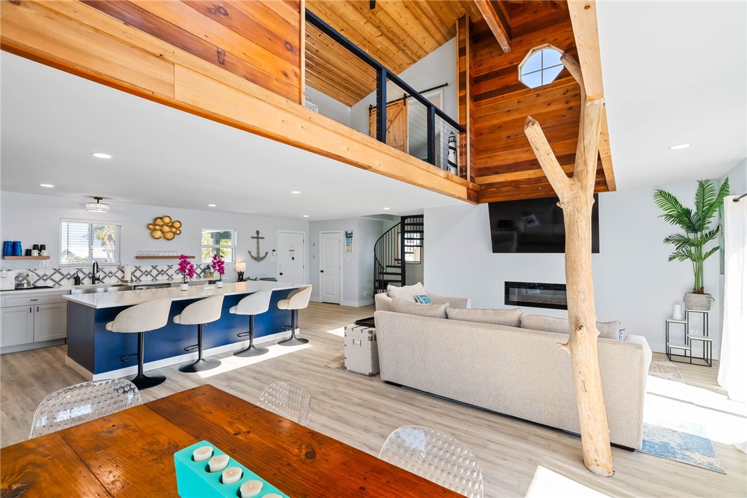 121 Redhead Rockport, TX 78382 - Photo 9 of 34