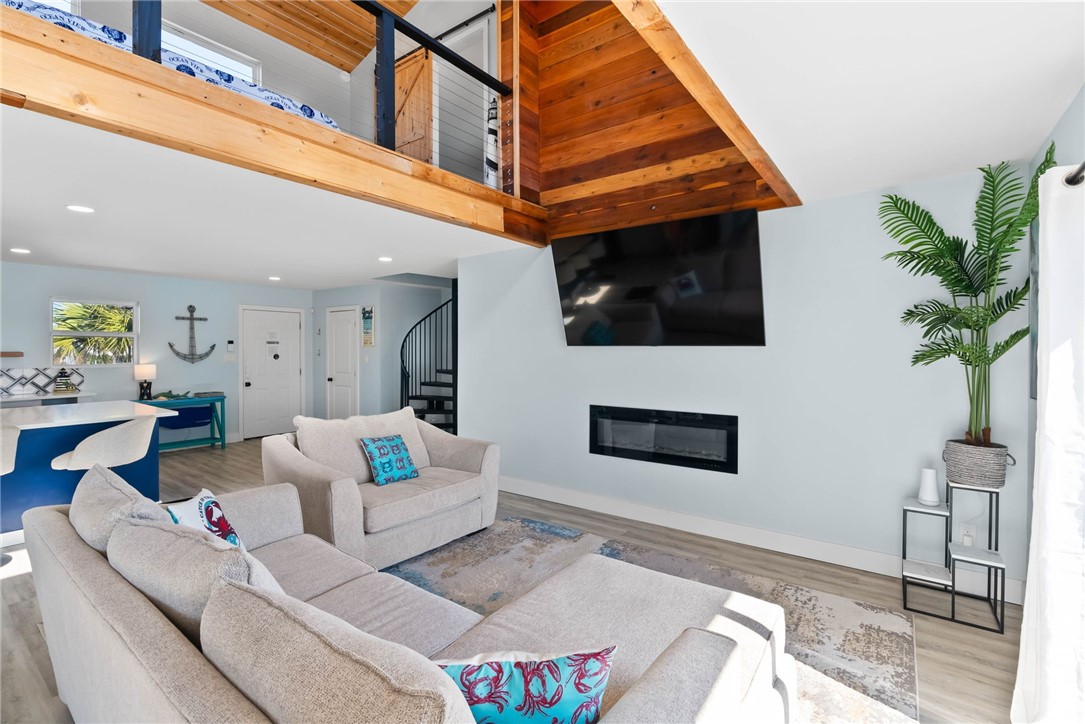 121 Redhead Rockport, TX 78382 - Photo 10 of 34