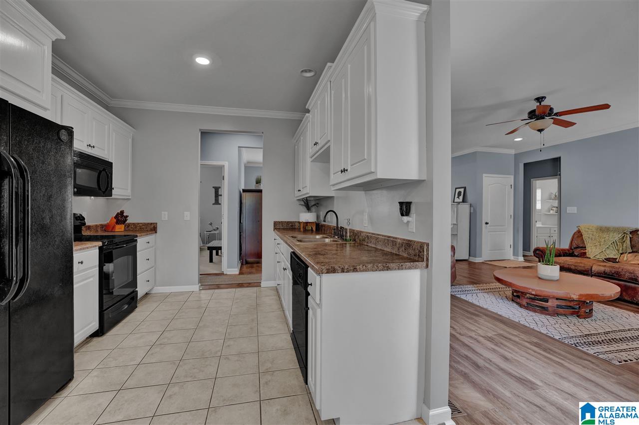 1340 Hickory Valley Road Trussville, AL 35173 - Photo 16 of 29