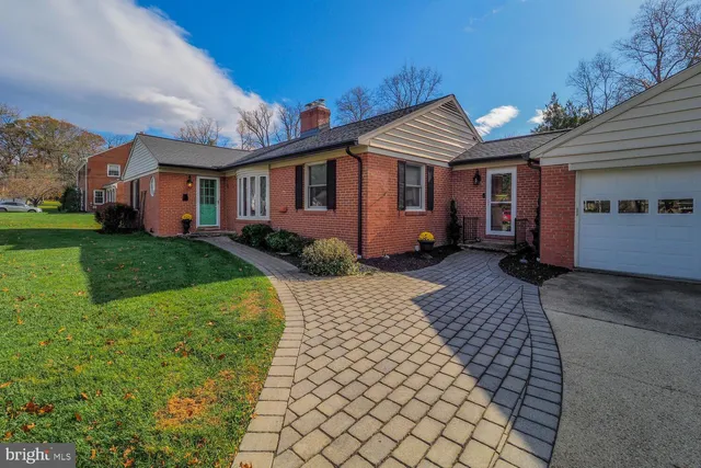 $625,000 | 1108 Hampton Garth, Towson, MD 21286