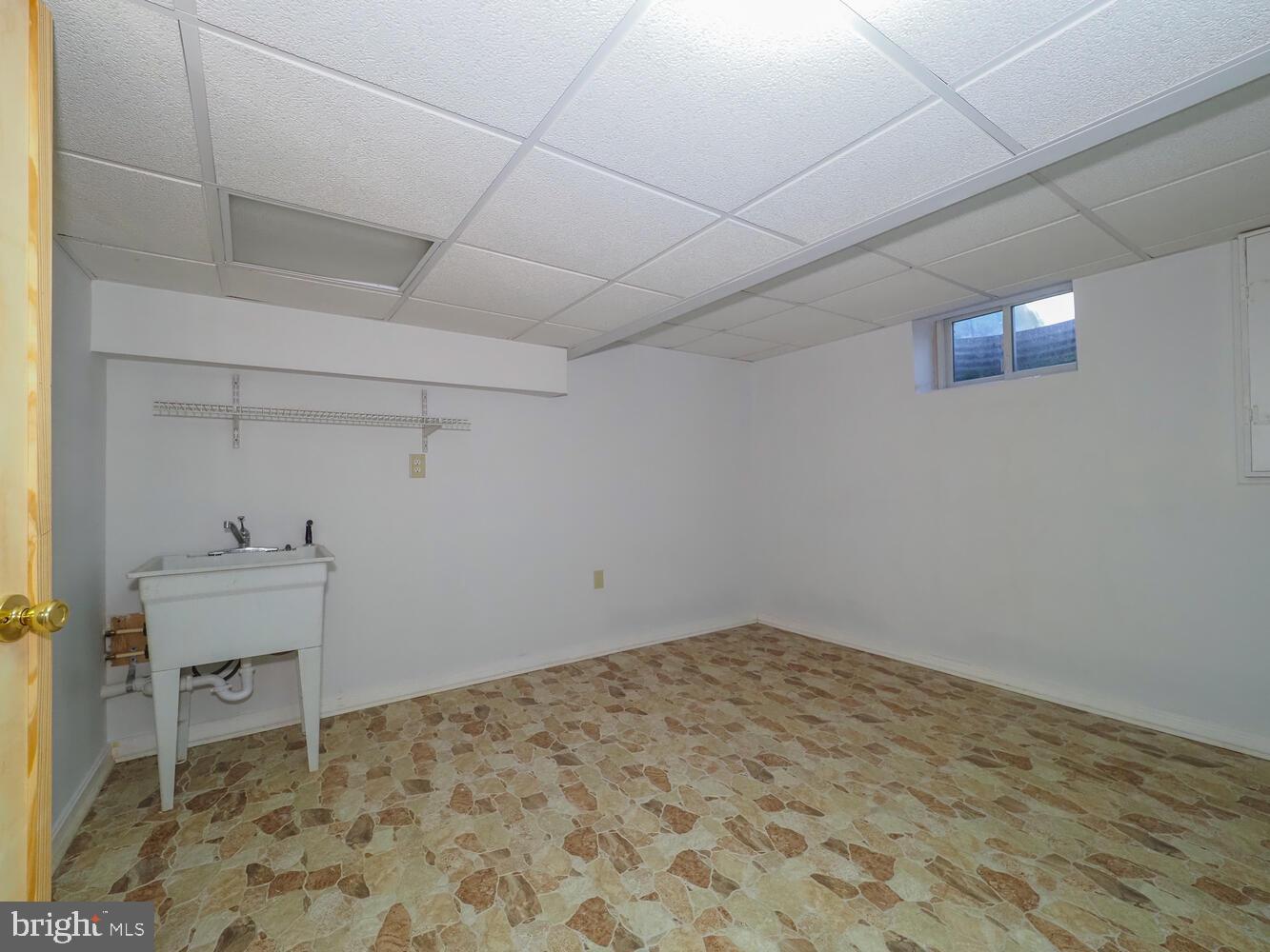 1108 Hampton Garth Towson, MD 21286 - Photo 49 of 53 a view of room