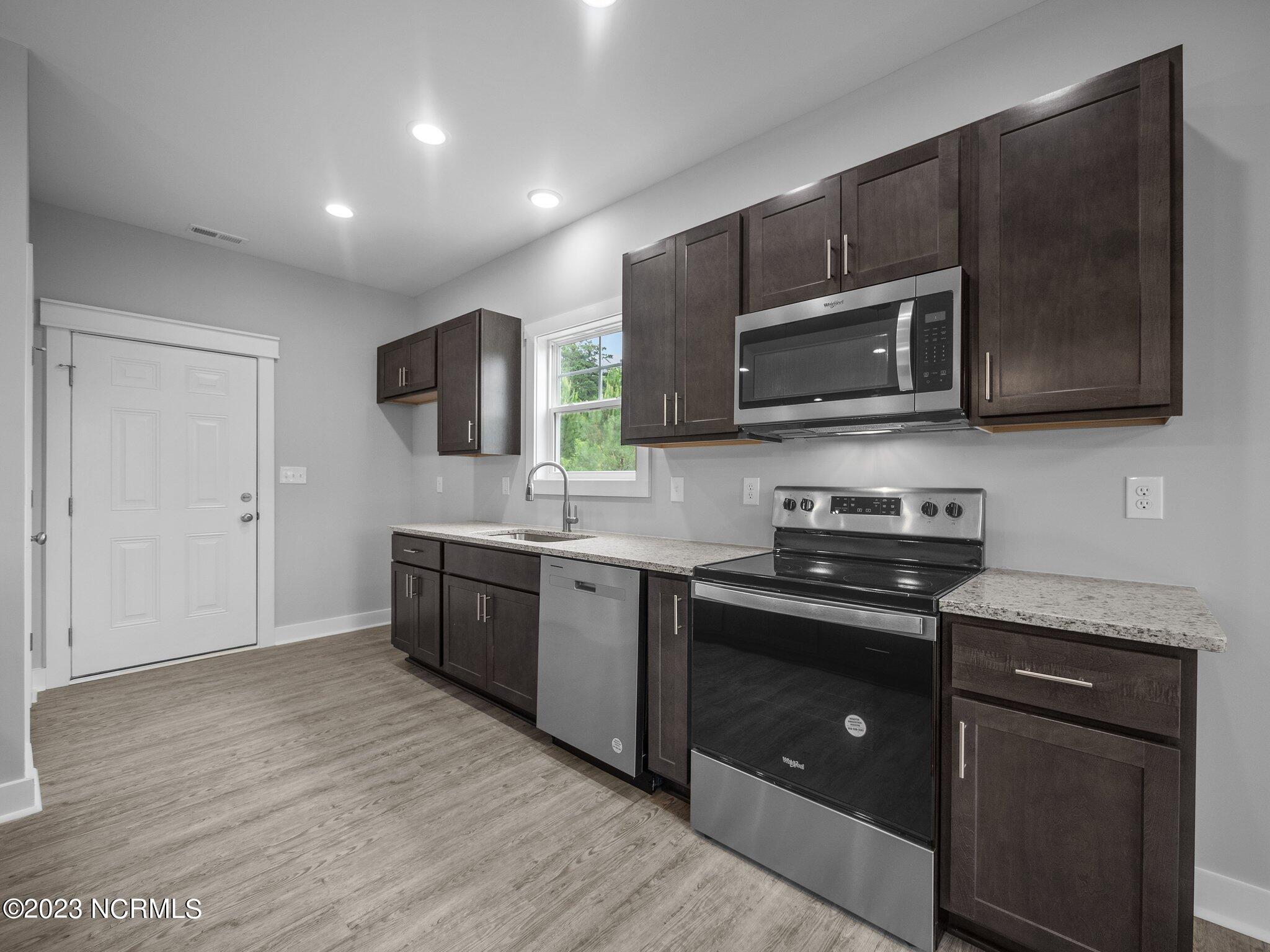 154 Padgett Road Maple Hill, NC 28454 - Photo 12 of 45 68-web-or-mls-M1B17932