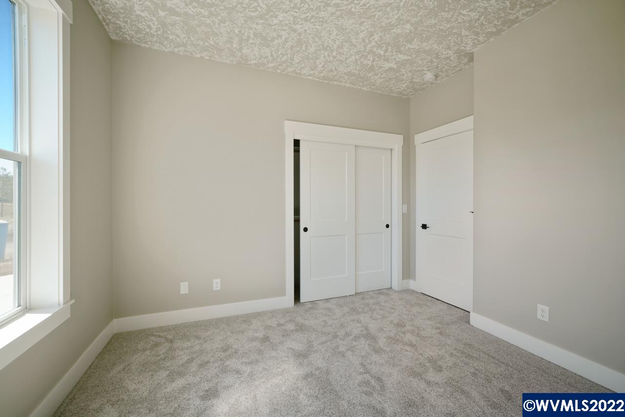 1675 Southwest Ellis Street Dallas, OR 97338 - Photo 27 of 33 Gallery Image 27