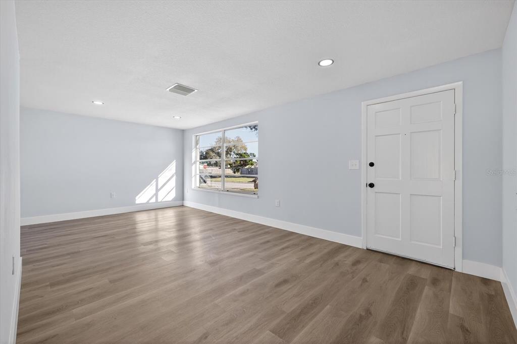 7051 Fireside Drive Port Richey, FL 34668 - Photo 10 of 32