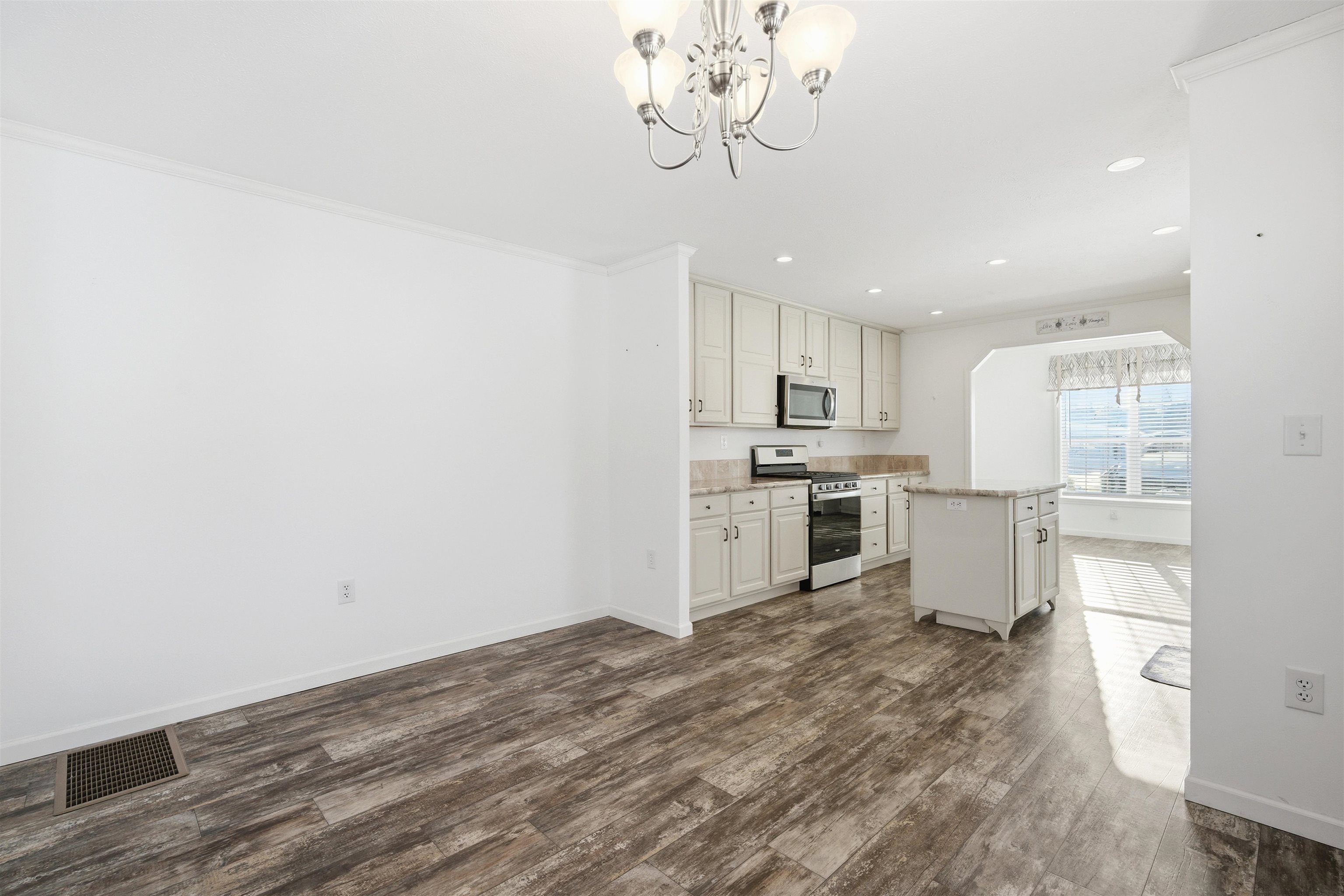 14 Hagop Road Salem, NH 03079 - Photo 18 of 30