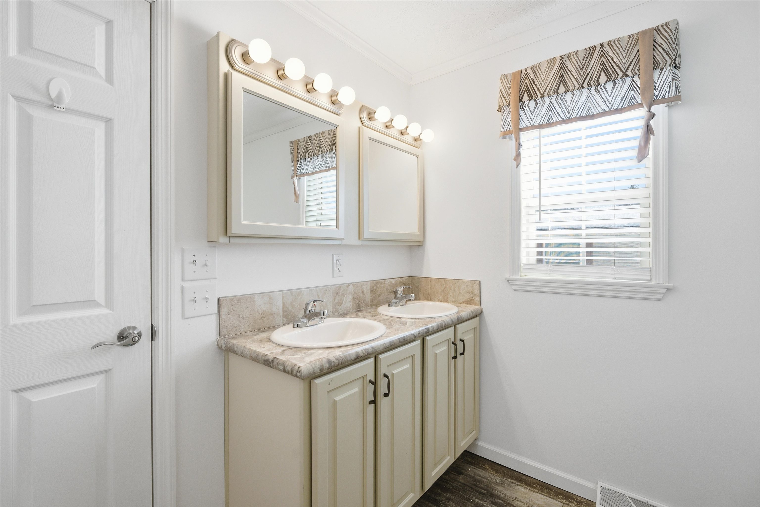 14 Hagop Road Salem, NH 03079 - Photo 25 of 30