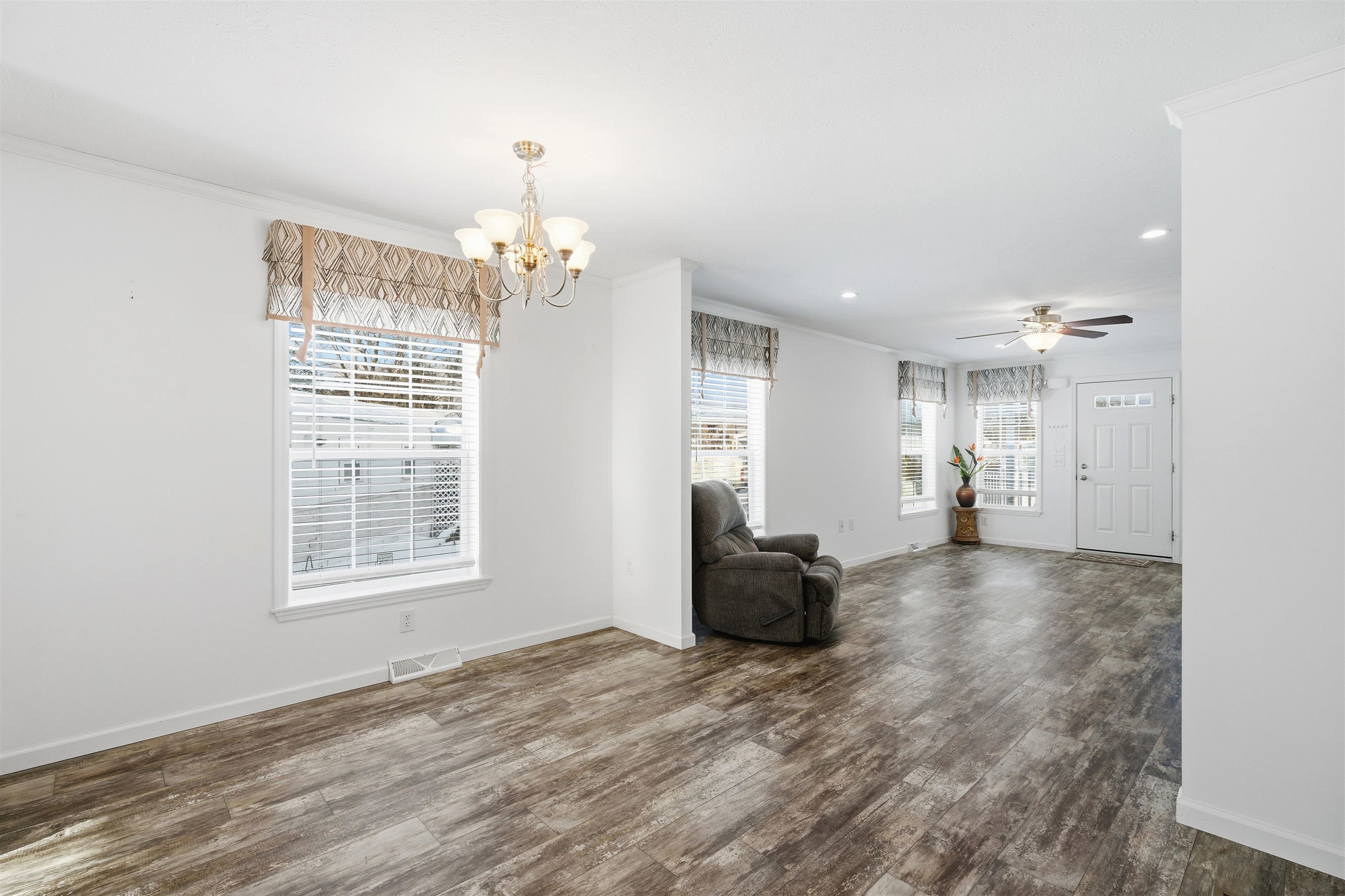 14 Hagop Road Salem, NH 03079 - Photo 8 of 30