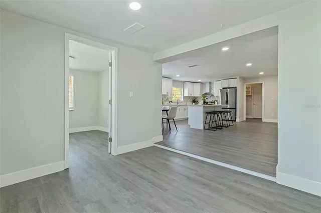 $2,900 | 834 Riverside Drive, Tarpon Springs, FL 34689