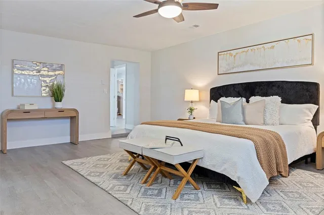 $2,900 | 834 Riverside Drive, Tarpon Springs, FL 34689