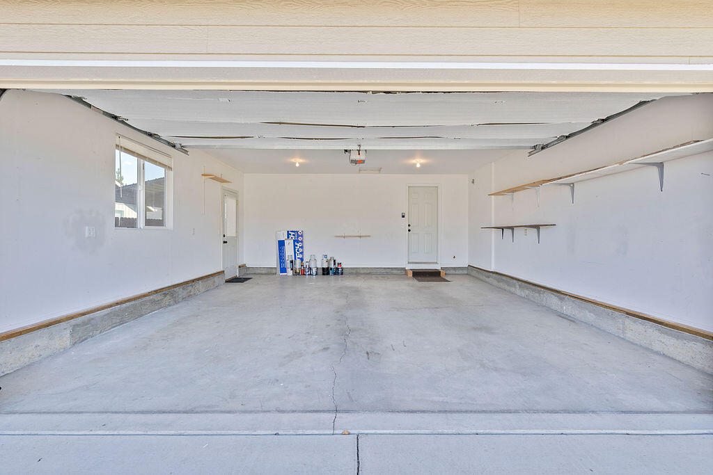 2240 Northeast Timberwolf Loop Prineville, OR 97754 - Photo 23 of 25 8T3A7860