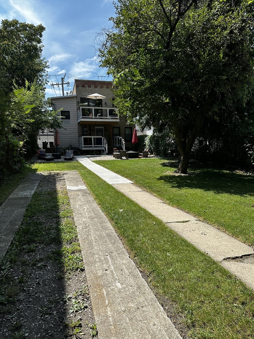 3144 North Spaulding Avenue, Unit 1 Chicago, IL 60618 - Photo 2 of 13