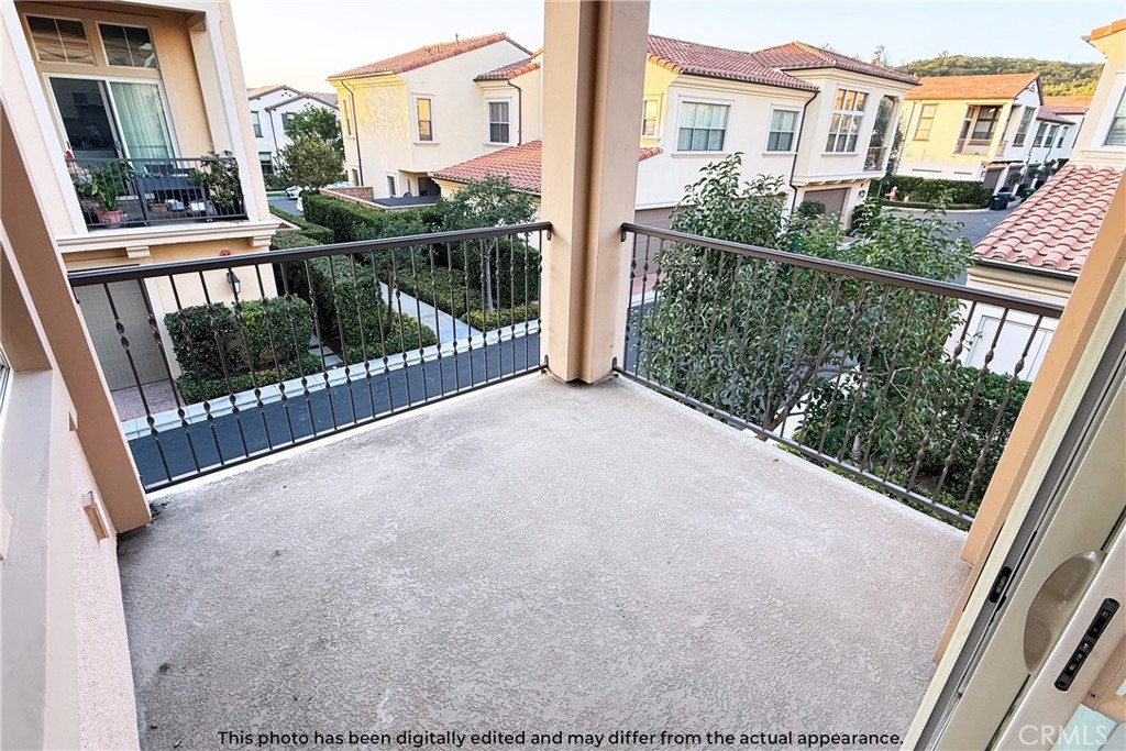 107 Mighty Oak Irvine, CA 92602 - Photo 14 of 22 a view of a balcony