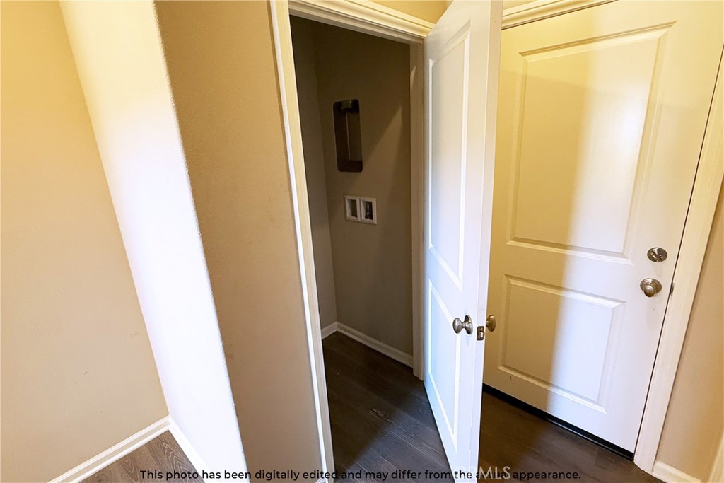 107 Mighty Oak Irvine, CA 92602 - Photo 5 of 22 a view of front door