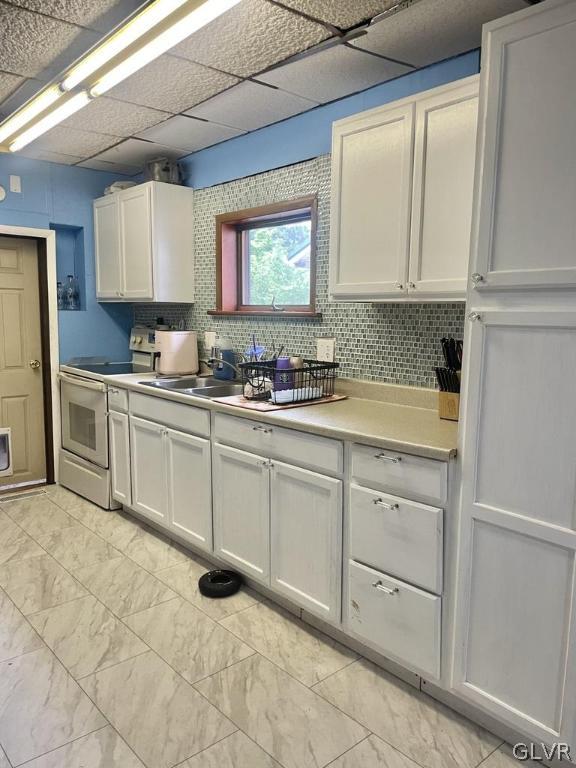 612 Mauch Chunk Road Palmerton, PA 18071 - Photo 8 of 20 Bright & Cheery kitchen