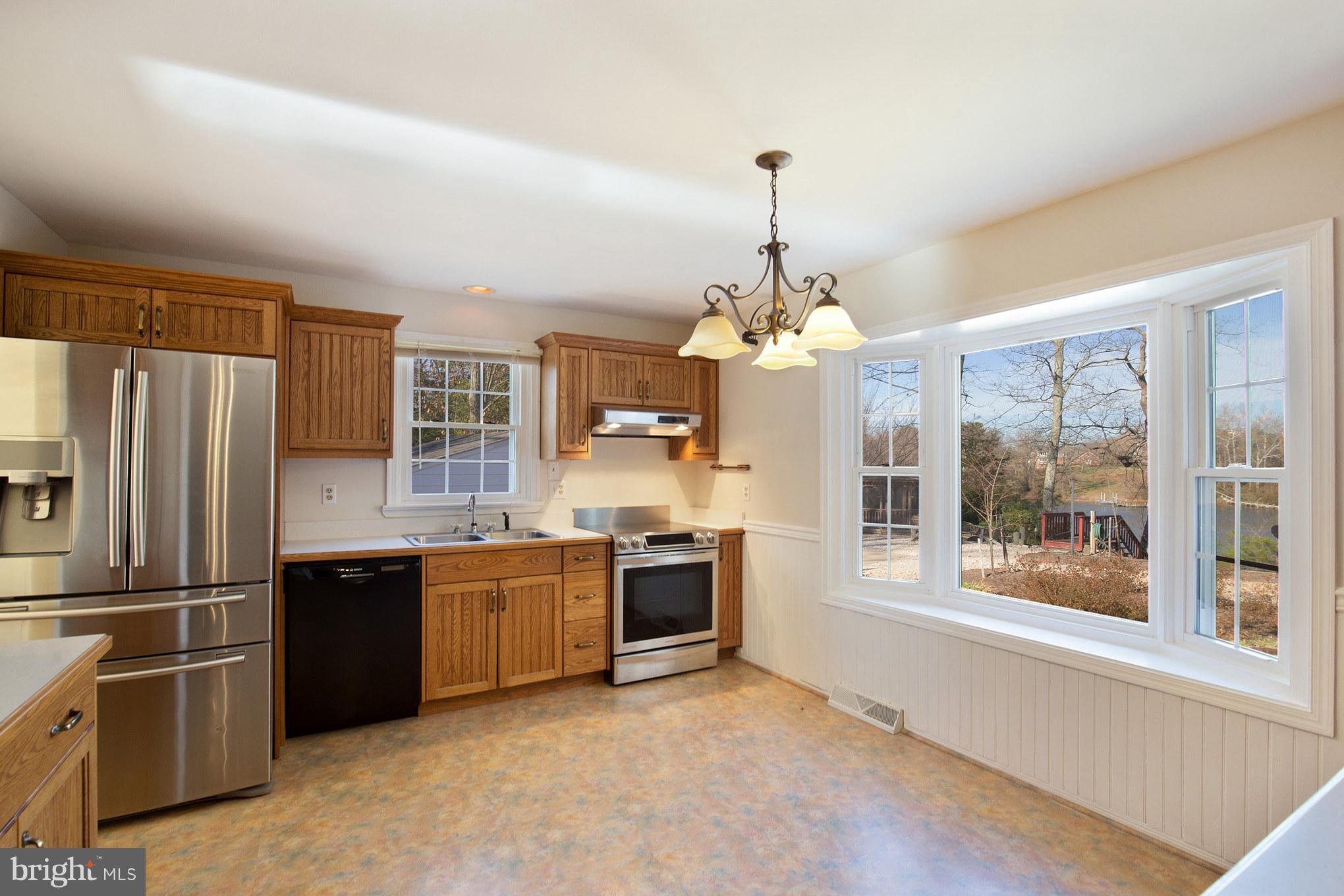 48070 Post Oak Road St. Inigoes, MD 20684 - Photo 20 of 30 Kitchen