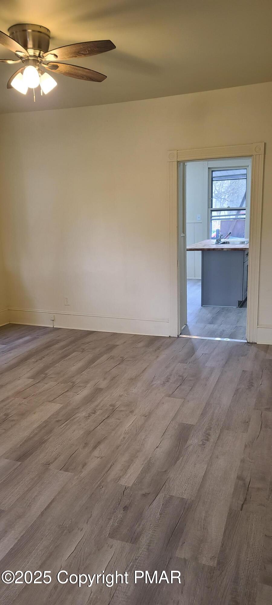 722 Monroe Street Stroudsburg, PA 18360 - Photo 3 of 11