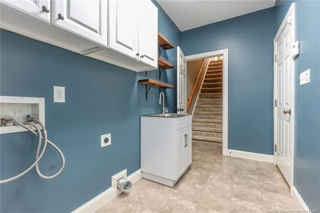 a view of a storage & utility room