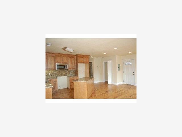 1441 Burrows Road Campbell, CA 95008 - Photo 3 of 9 Gallery Image 3
