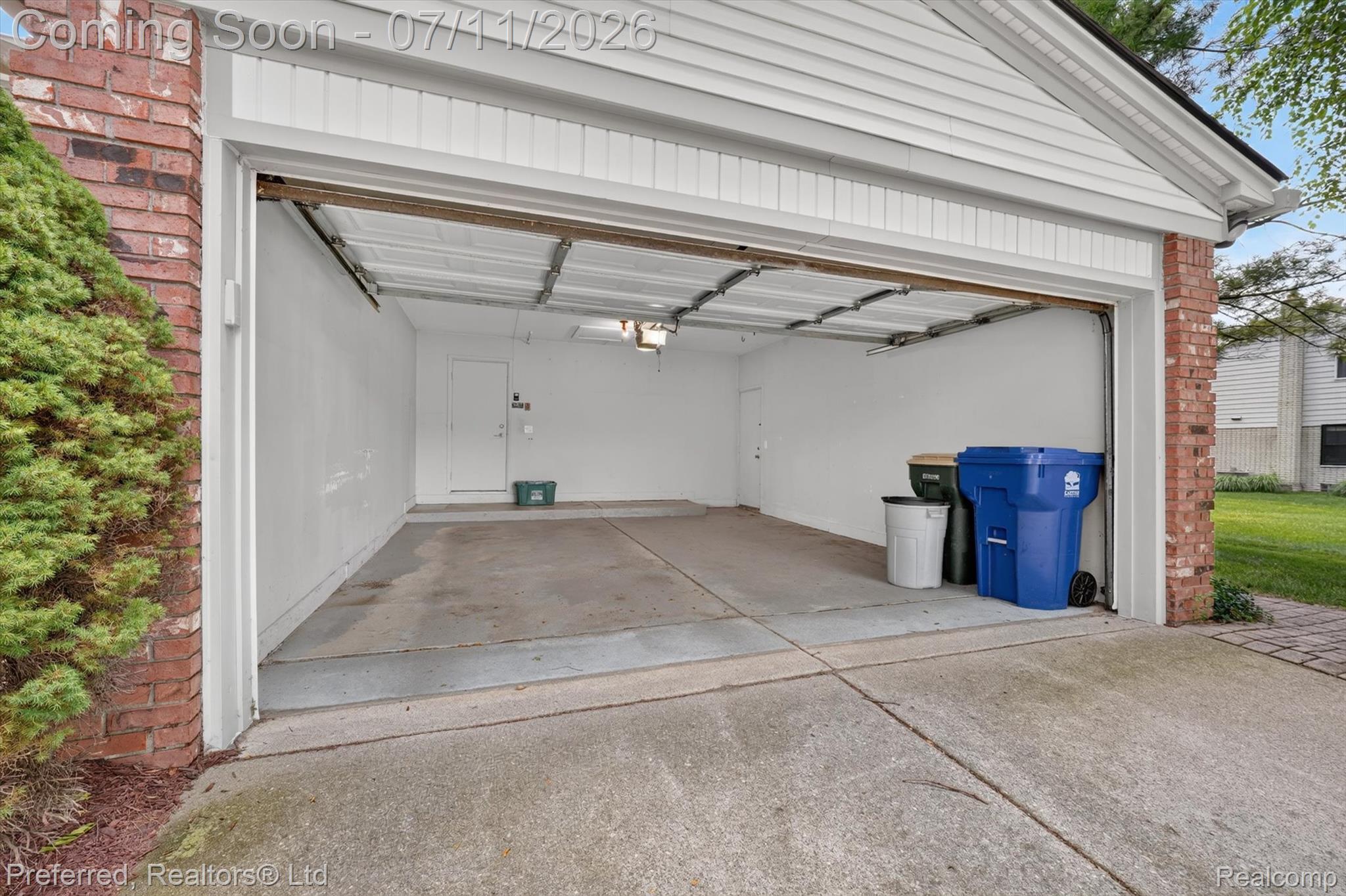 46596 Maidstone Road Canton, MI 48187 - Photo 46 of 61 m51.jpg