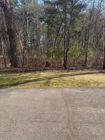 $269,000 | 1600 Skyline Drive, Unit 2, Lowell, MA 01854