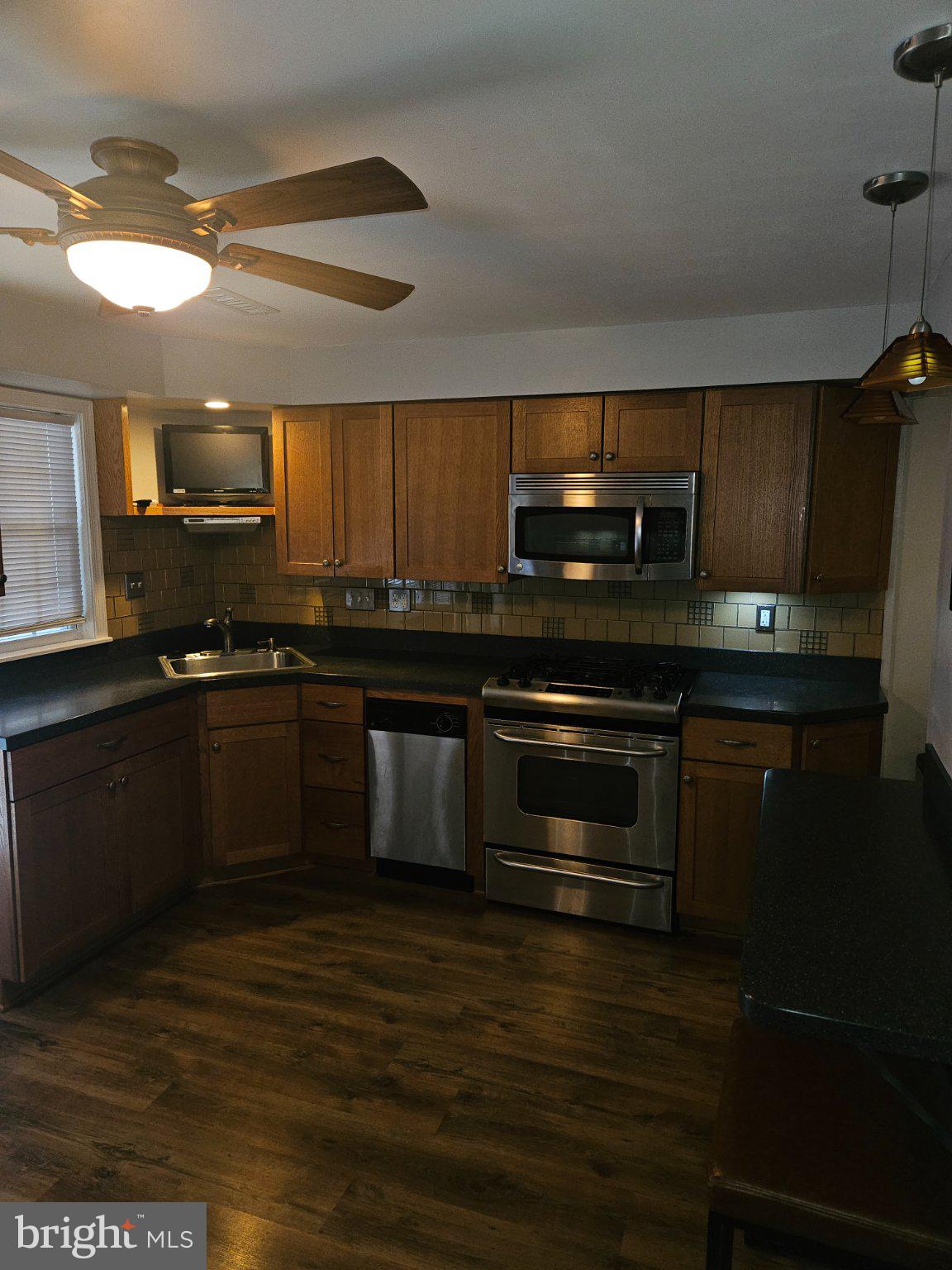 2314 Searles Road Dundalk, MD 21222 - Photo 17 of 36 Gallery Image 17