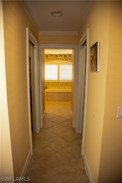 4345 Mistlethrush Lane Naples, FL 34119 - Photo 25 of 29 a view of bathroom with bathtub