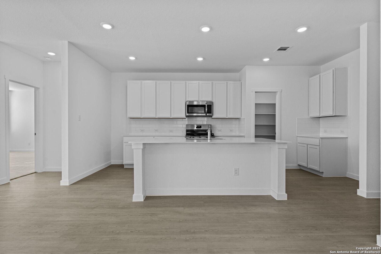 726 Bee Ridge Point New Braunfels, TX 78130 - Photo 13 of 24