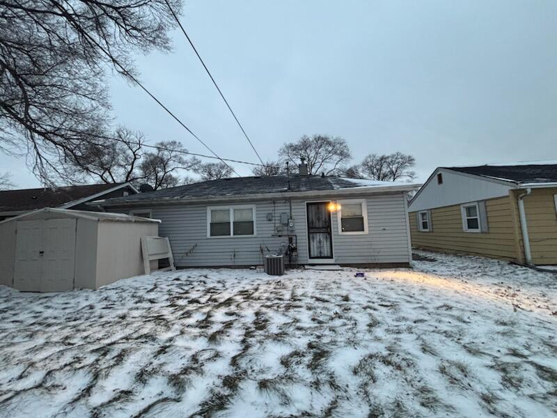 619 Taney Street Gary, IN 46404 - Photo 4 of 7 800x600