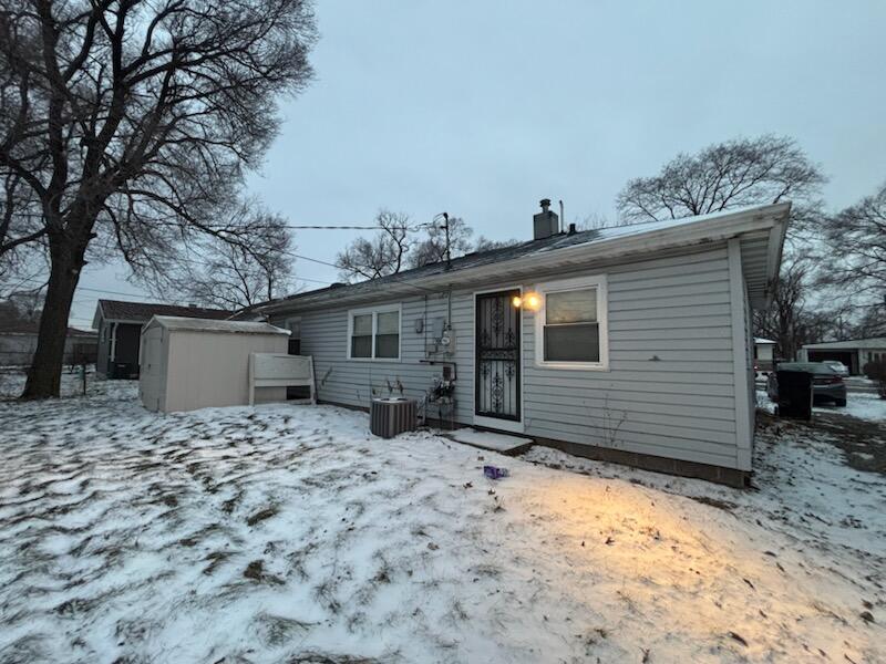 619 Taney Street Gary, IN 46404 - Photo 5 of 7 800x600