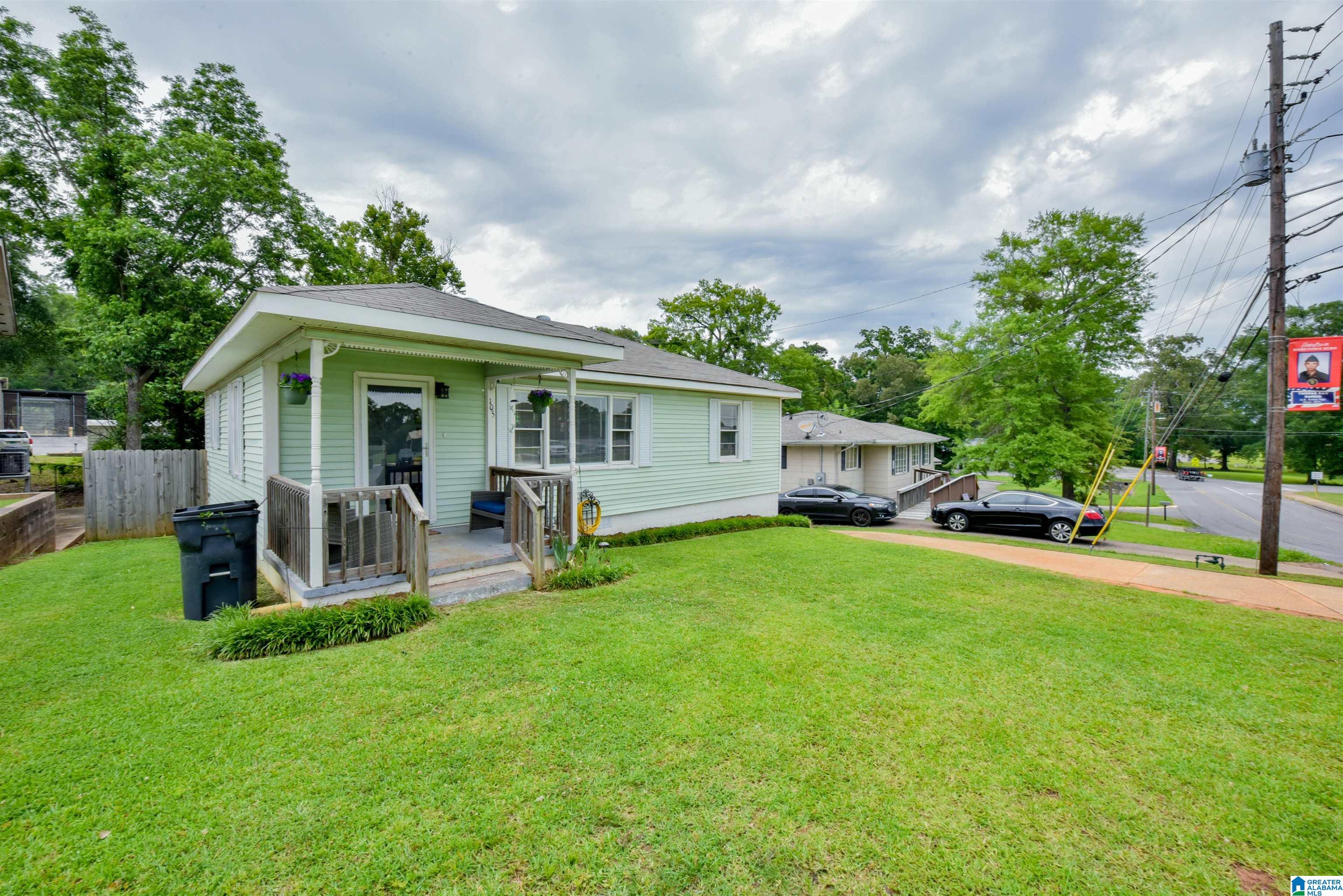 105 Forest Road Bessemer, AL 35023 - Photo 3 of 32