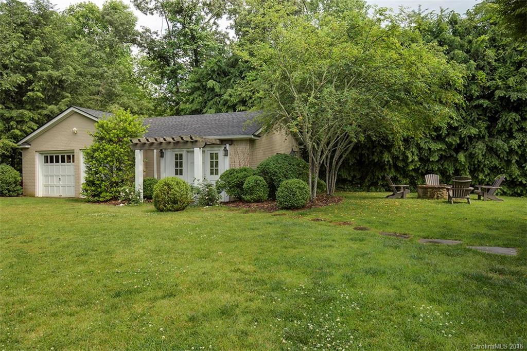 85 Maple Street Brevard, NC 28712 - Photo 11 of 13 Gallery Image 11
