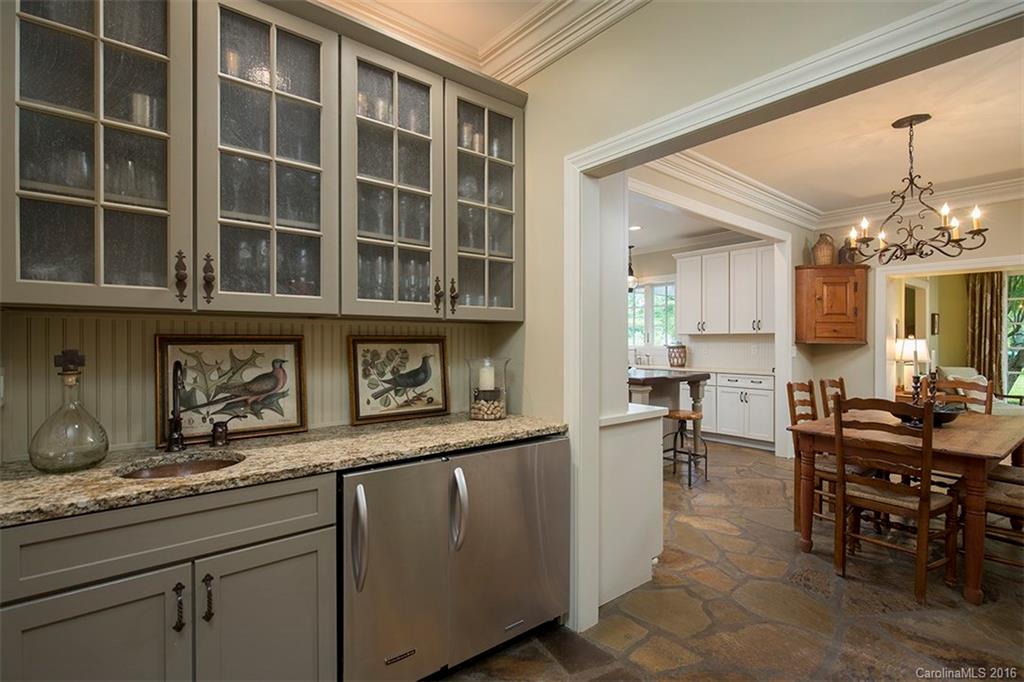 85 Maple Street Brevard, NC 28712 - Photo 3 of 13 Gallery Image 3