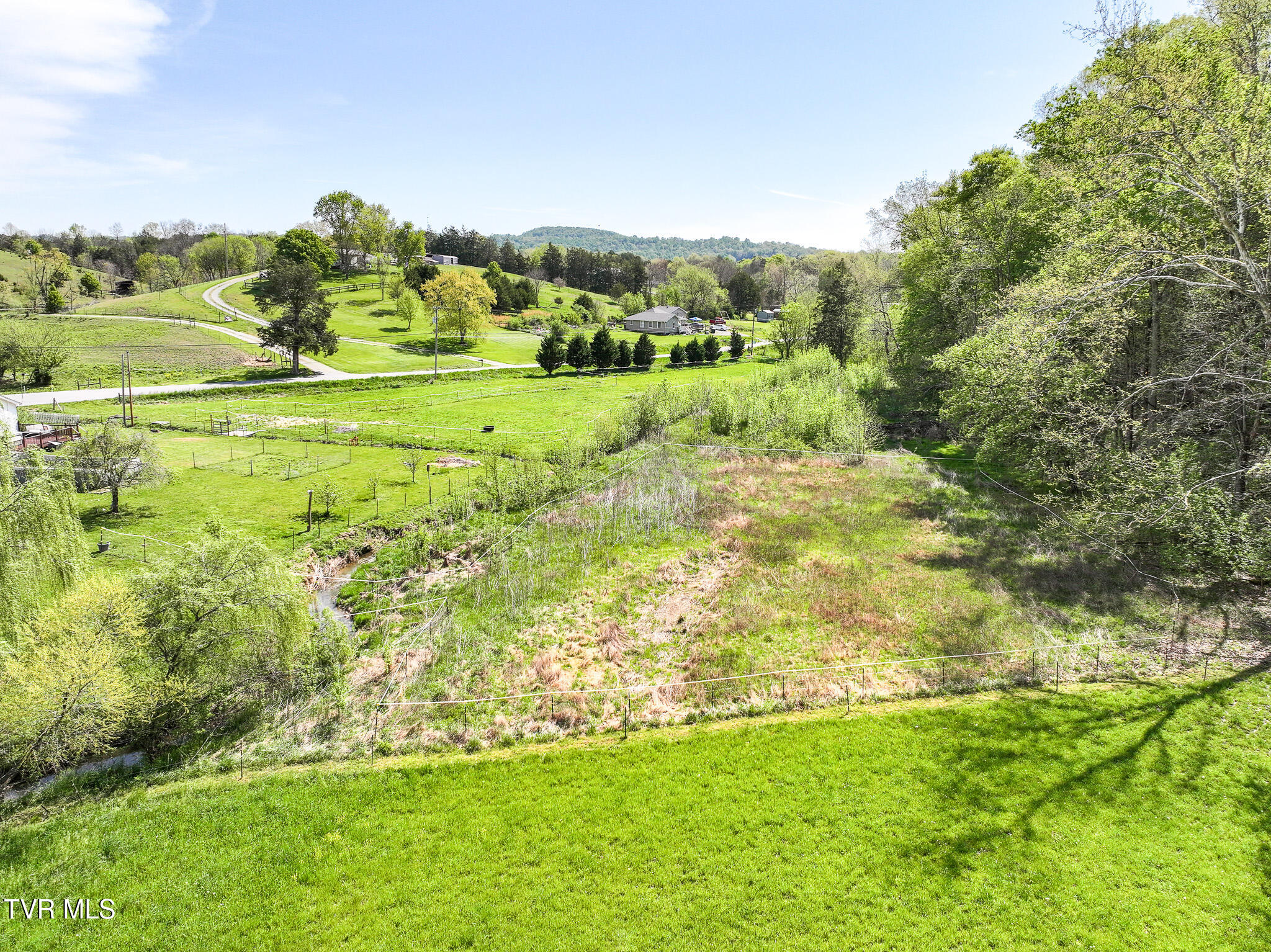 915 Ottway Road Greeneville, TN 37745 - Photo 34 of 57 DJI_20250421111610_0187_D