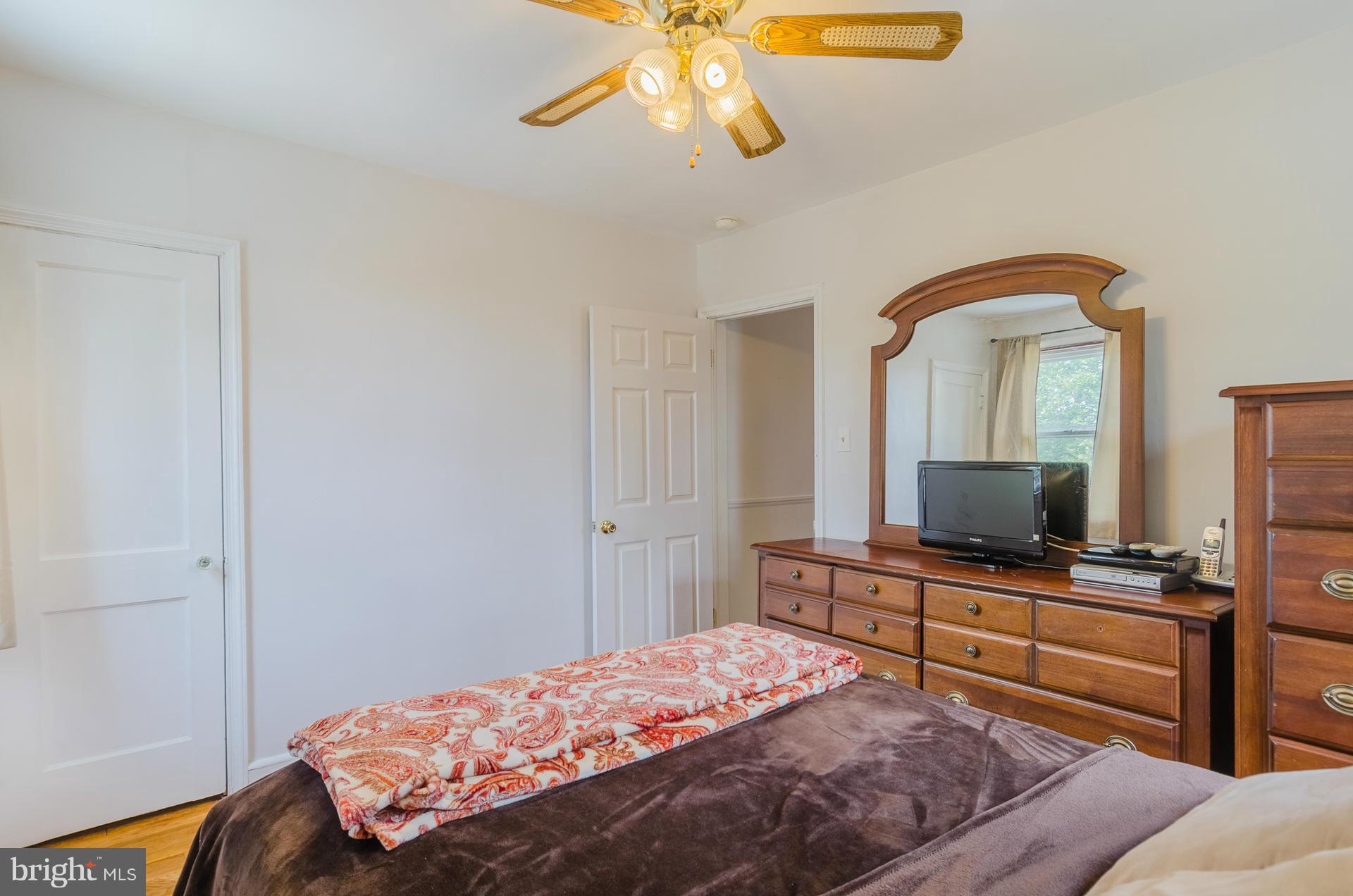 3721 Greenvale Road Baltimore, MD 21229 - Photo 12 of 30 Bedroom
