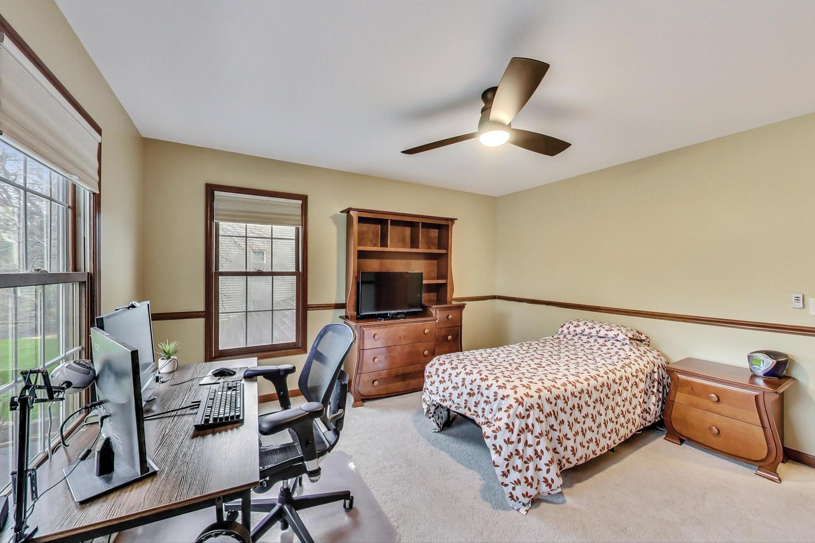 2185 Maplewood Drive Gurnee, IL 60031 - Photo 31 of 65