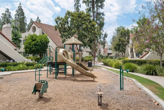 $479,900 | 17925 Caminito Pinero, Unit 270, San Diego, CA 92128