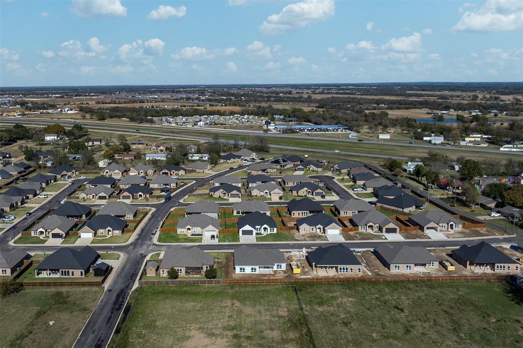 502 Limestone Circle Mabank, TX 75147 - Photo 35 of 38 an aerial view of a city