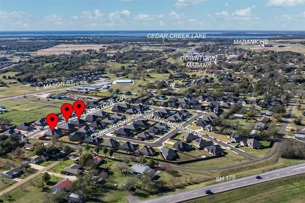 502 Limestone Circle Mabank, TX 75147 - Photo 36 of 38 an aerial view of multiple house