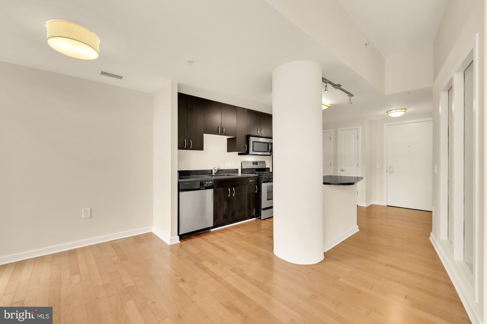 475 K Street Northwest, Unit 1123 Washington, DC 20001 - Photo 14 of 36