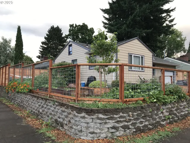 $487,000 | 5425 North Syracuse Street, Portland, OR 97203