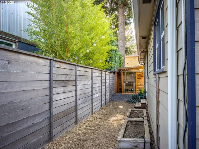 $487,000 | 5425 North Syracuse Street, Portland, OR 97203