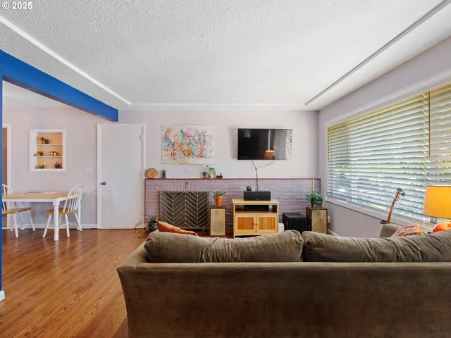 $487,000 | 5425 North Syracuse Street, Portland, OR 97203