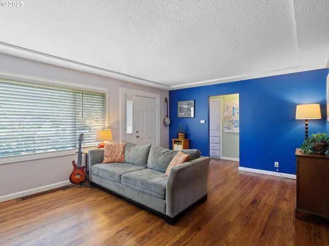 $487,000 | 5425 North Syracuse Street, Portland, OR 97203