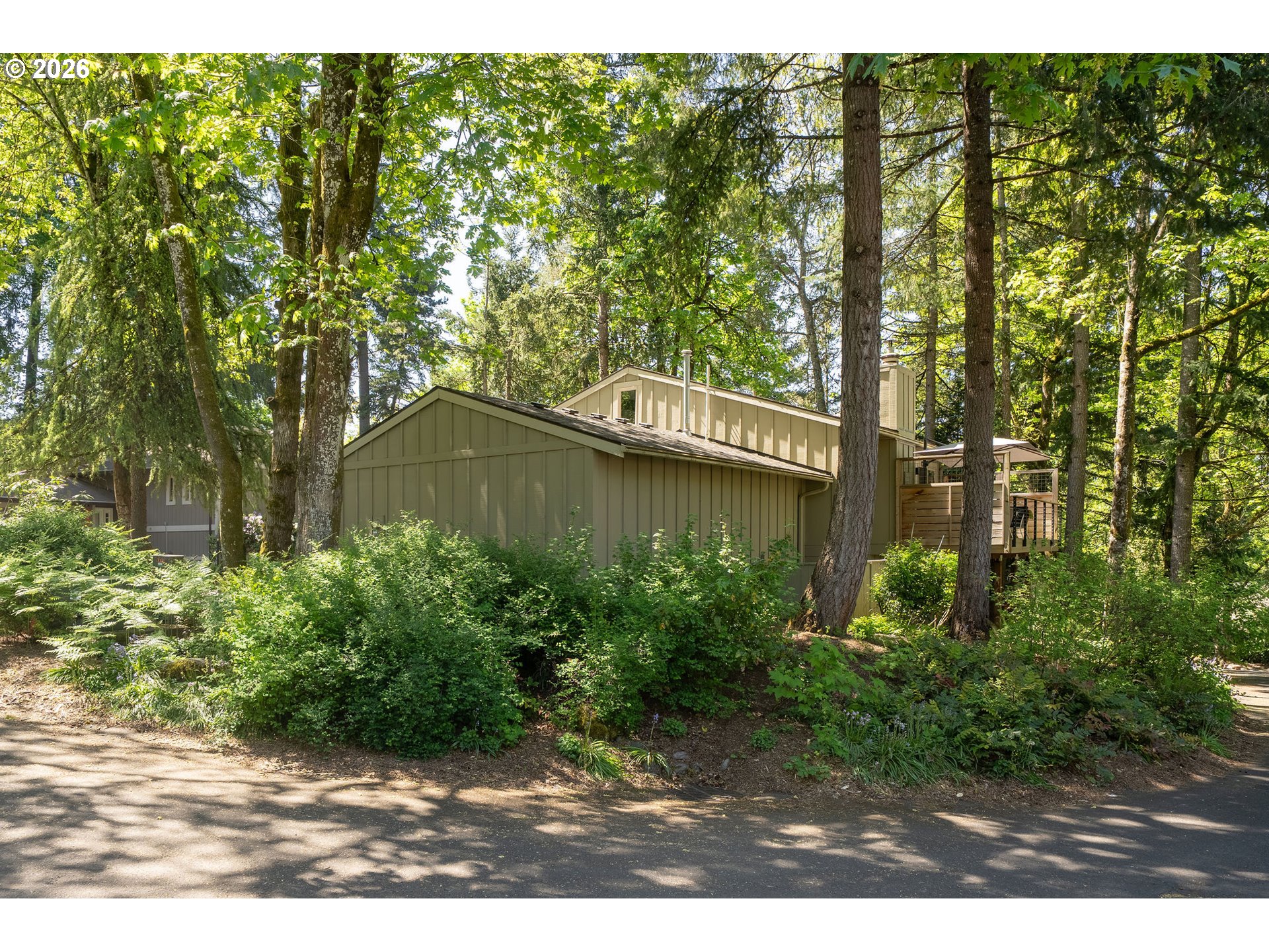 9912 Southwest Quail Post Road Portland, OR 97219 - Photo 41 of 46 Gallery Image 41