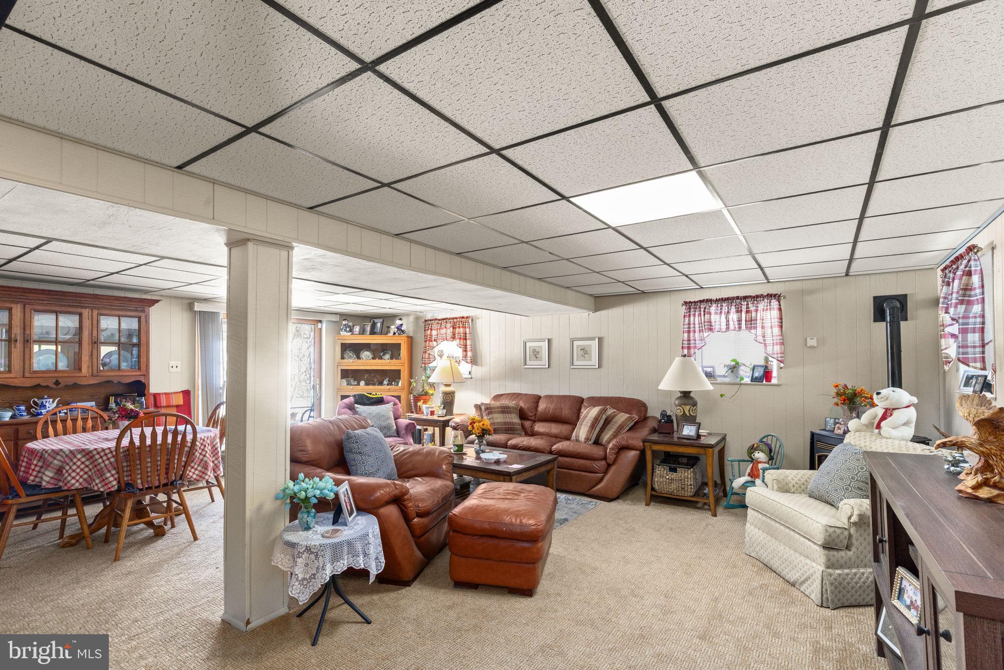 3409 Acton Road Parkville, MD 21234 - Photo 22 of 27 a living room with furniture