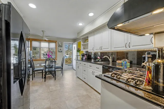 $829,000 | 111 Shinbone Lane, Commack, NY 11725