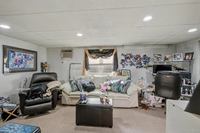 $829,000 | 111 Shinbone Lane, Commack, NY 11725